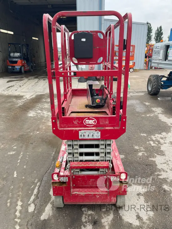 2018 MEC MICRO 19 Scissor Lift