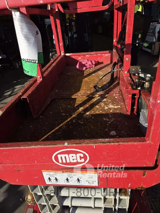 2019 MEC MICRO 19 Scissor Lift