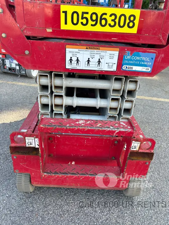 2017 MEC 1330SE Scissor Lift