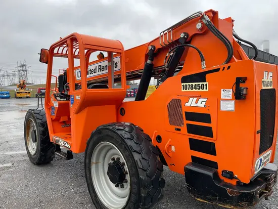 2018 SKYTRAK 6036 Forklift