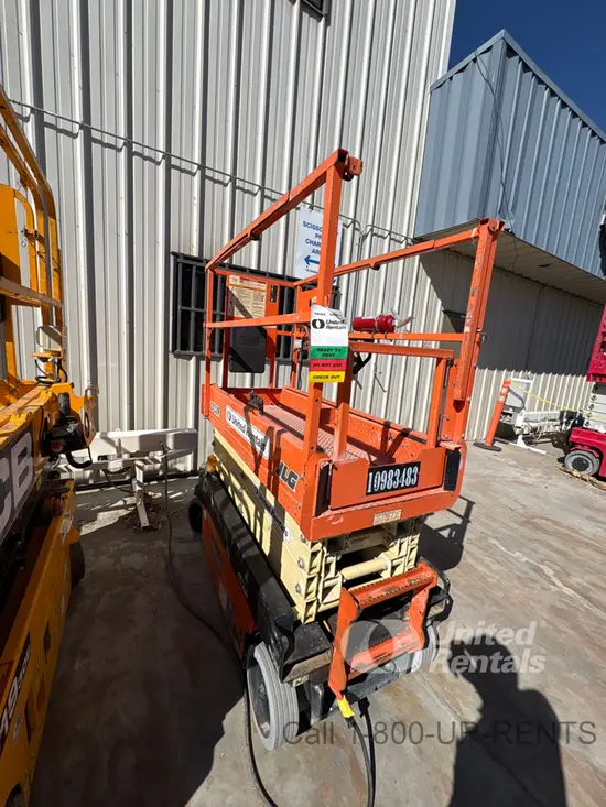 2019 JLG 1932R Scissor Lift