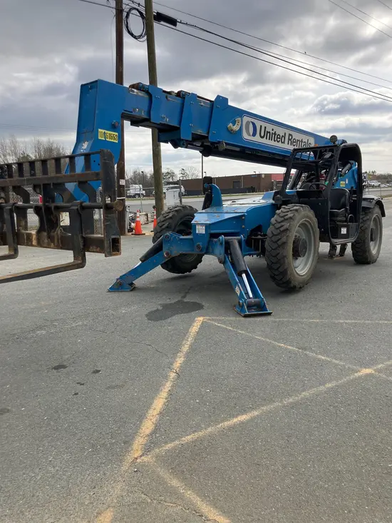 2017 Genie GTH-1056 Forklift