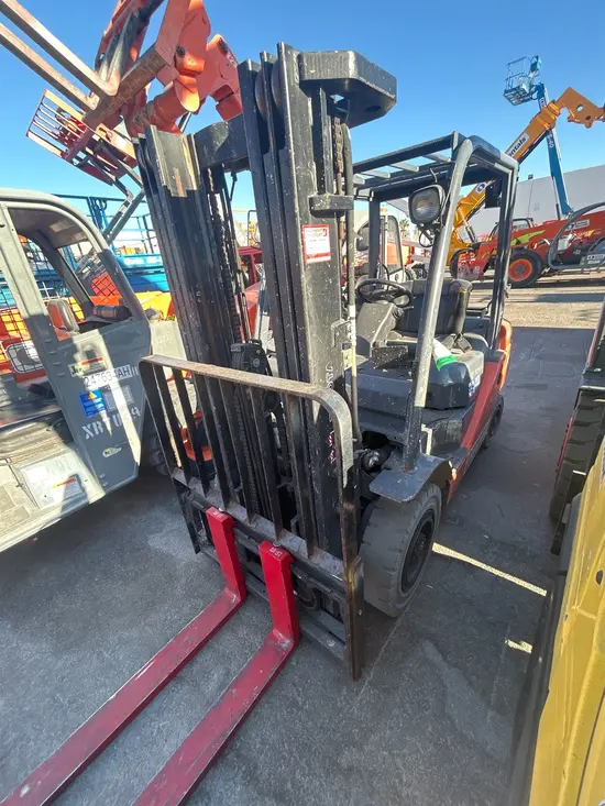 2019 Toyota 8FGU25 Warehouse Forklift