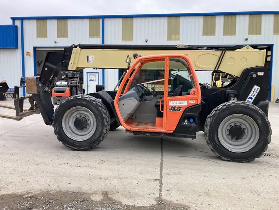 2018 JLG 1043 Forklift
