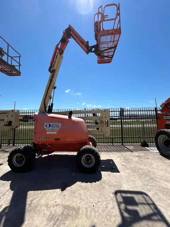 2016 JLG 450AJ Articulating Boom Lift