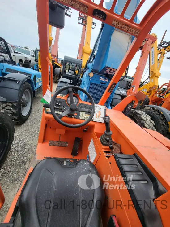 2018 SKYTRAK 6042 Forklift