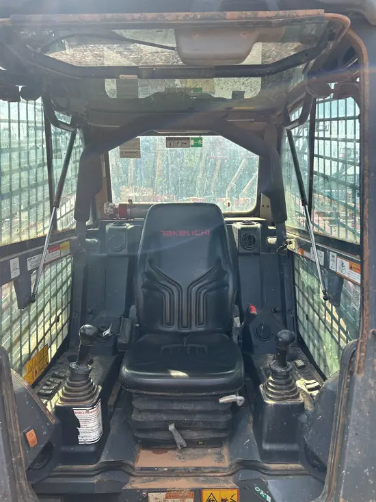 2022 Takeuchi TL12R2-CR Track Loader