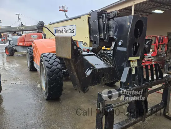 2018 JLG 1055 Forklift