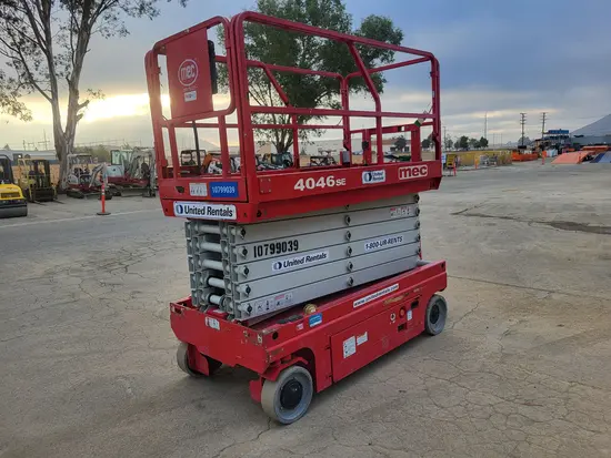 2018 MEC 4046SE Scissor Lift