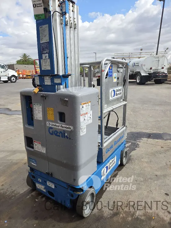 2019 Genie GR-20 Self-Propelled One-Person Lift