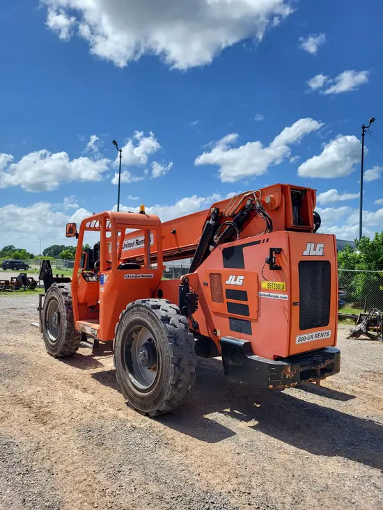 2017 SKYTRAK 10054 Forklift