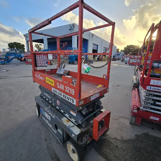2018 Skyjack SJIII3219 Scissor Lift