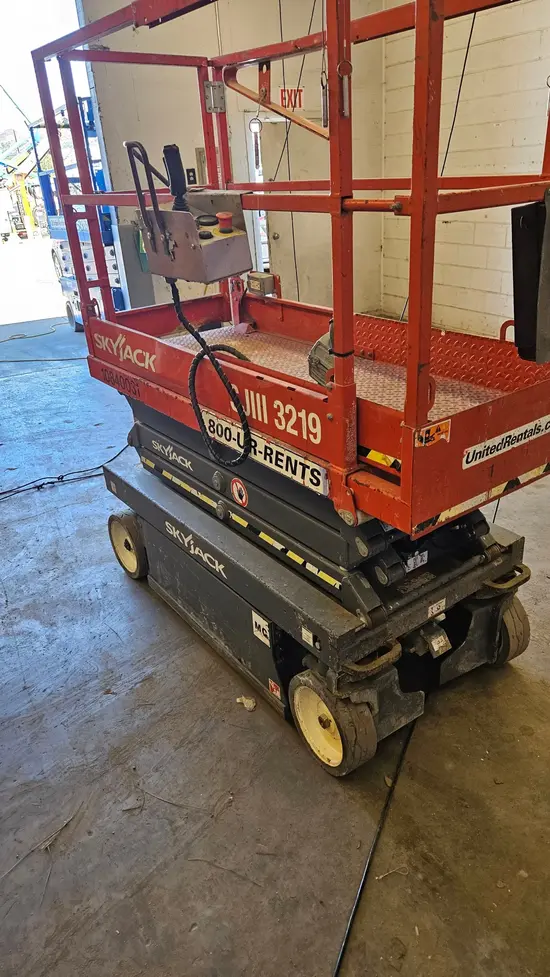 2018 Skyjack SJIII3219 Scissor Lift