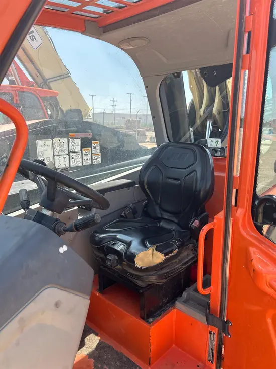 2017 JLG 1055 Forklift