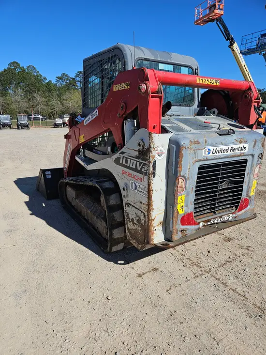 2021 Takeuchi TL10V2-CR Track Loader