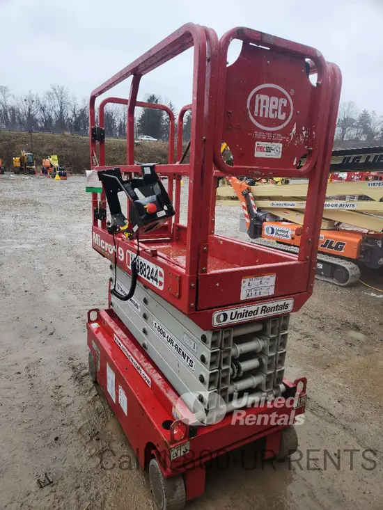 2019 MEC MICRO 19 Scissor Lift