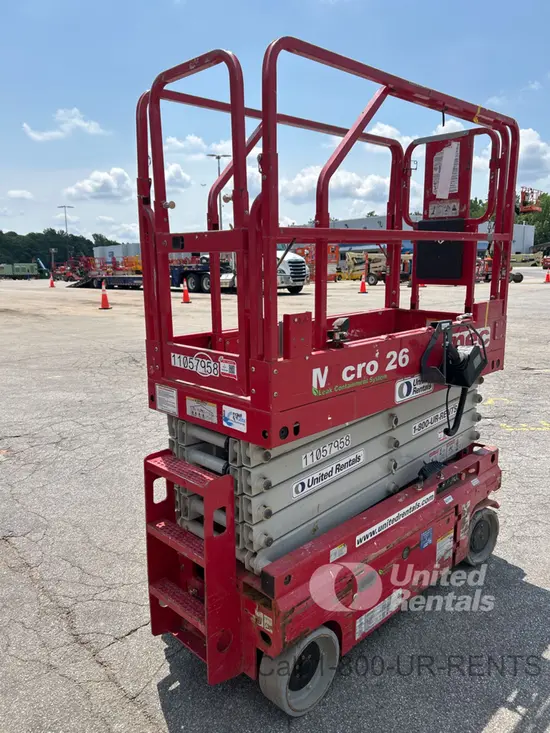 2020 MEC MICRO 26 Scissor Lift