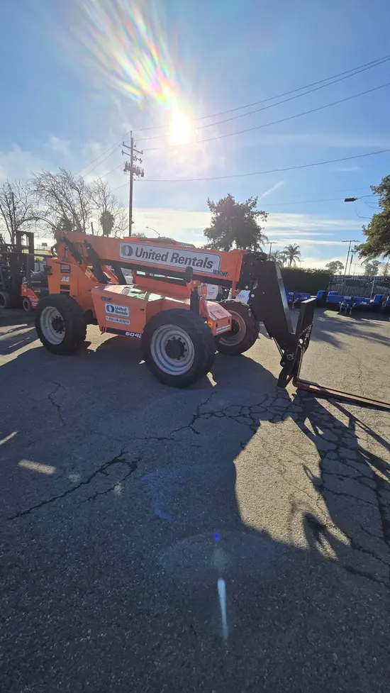 2017 SKYTRAK 6042 Forklift