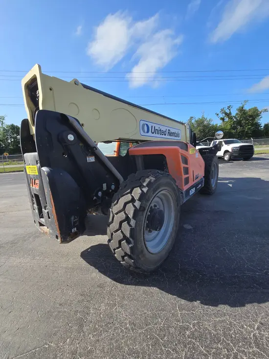 2018 JLG 1055 Forklift