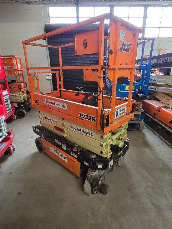 2018 JLG 1932R Scissor Lift