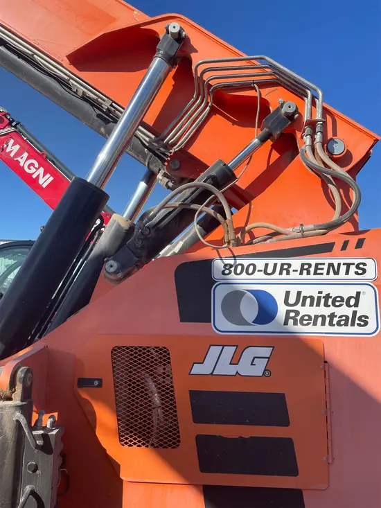 2017 SKYTRAK 10054 Forklift