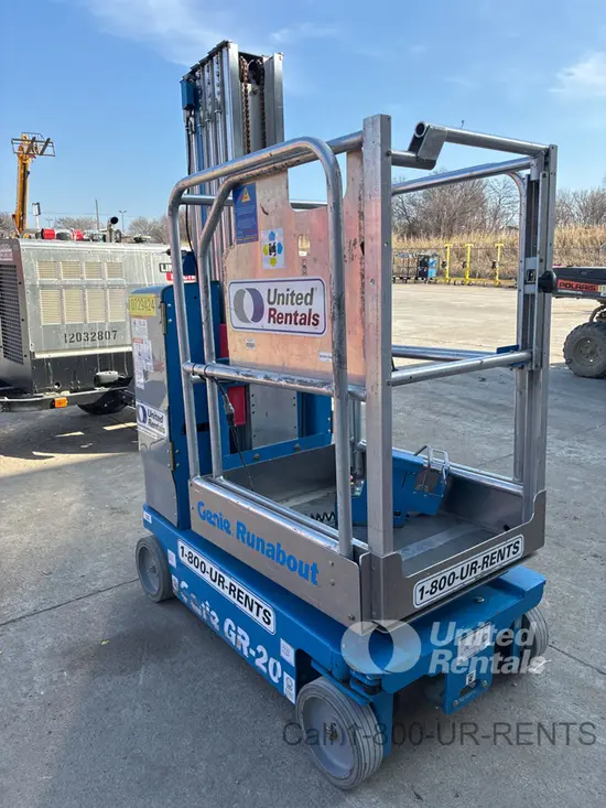 2018 Genie GR-20 Self-Propelled One-Person Lift