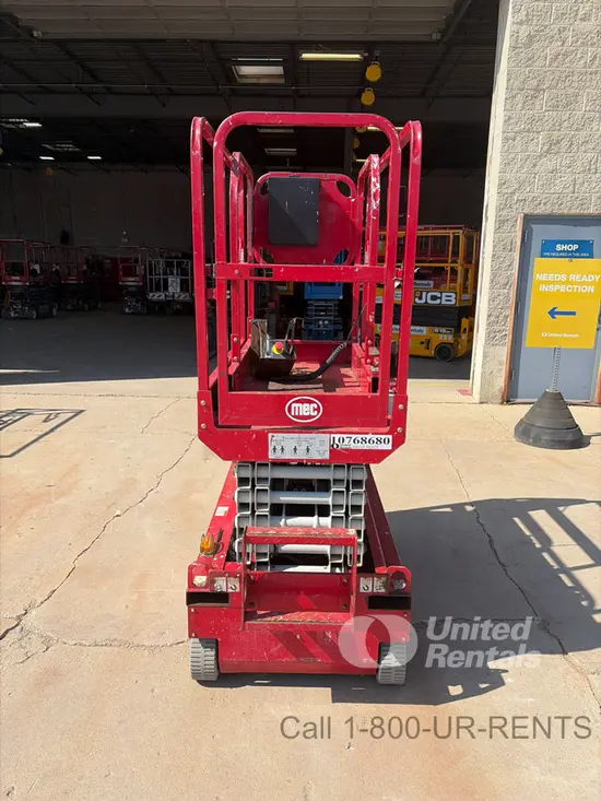 2018 MEC MICRO 19 Scissor Lift