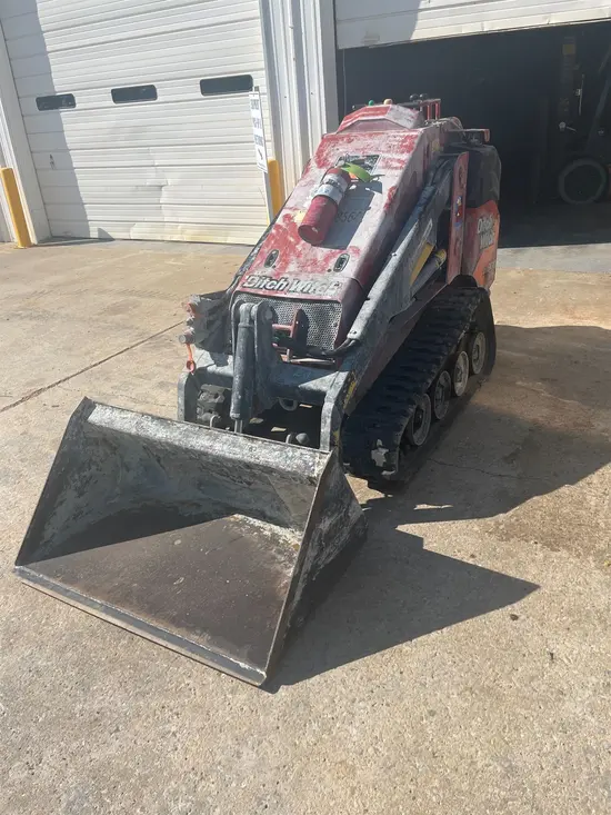 2021 Ditch Witch SK800 Track Loader