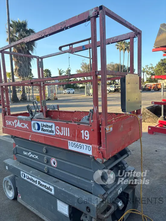 2017 Skyjack SJIII3219 Scissor Lift