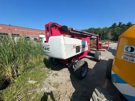 2016 MEC 60JD Boom Lift