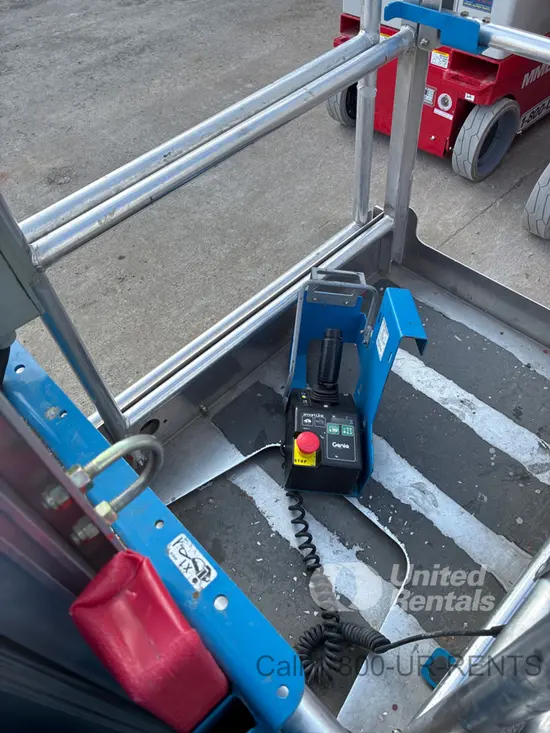 2018 Genie GR-20 Self-Propelled One-Person Lift