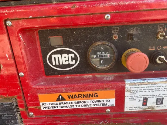 2018 MEC MICRO 19 Scissor Lift