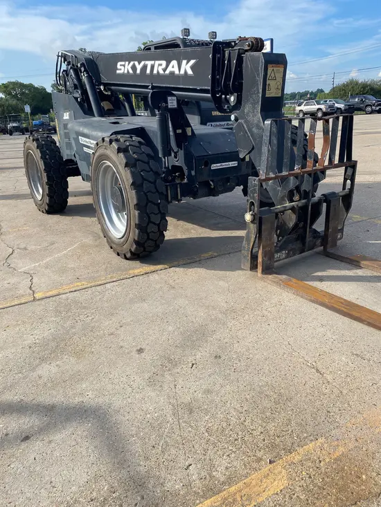 2018 SKYTRAK 6036 Forklift