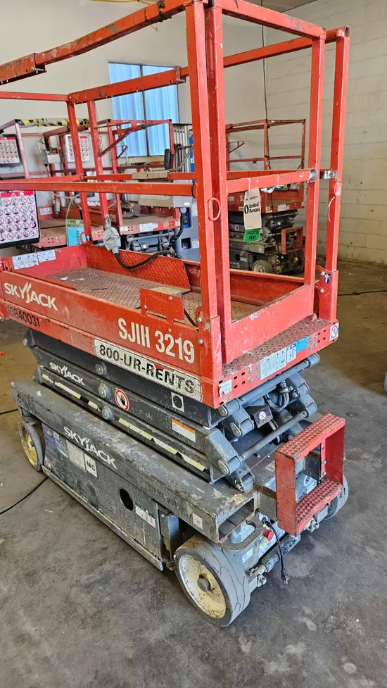 2018 Skyjack SJIII3219 Scissor Lift