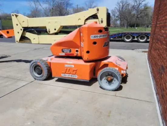 2012 JLG E400AJPN Articulating Boom Lift