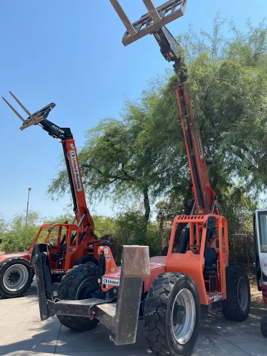 2017 SKYTRAK 10054 Forklift
