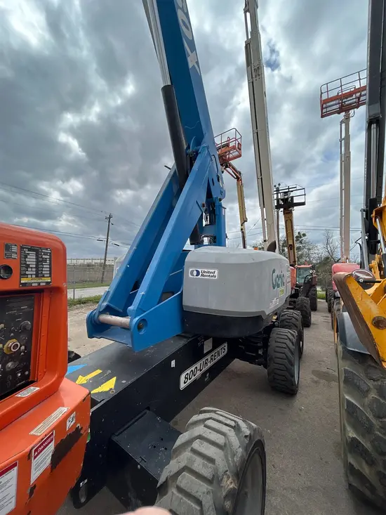 2018 Genie S-60X Boom Lift