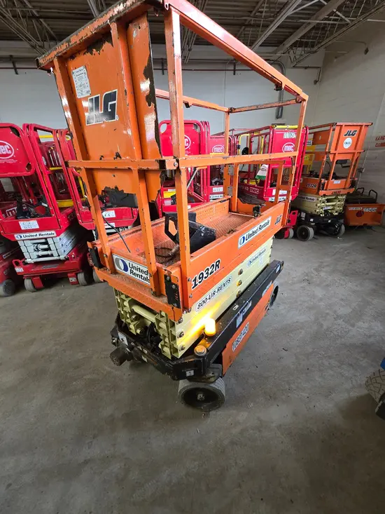 2018 JLG 1932R Scissor Lift