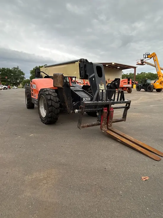 2018 JLG 1043 Forklift