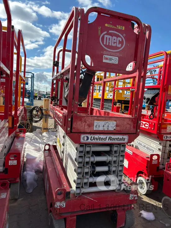 2019 MEC MICRO 19 Scissor Lift