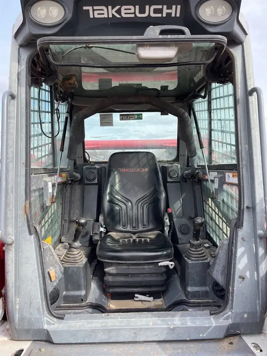 2019 Takeuchi TL10V2-CR Track Loader