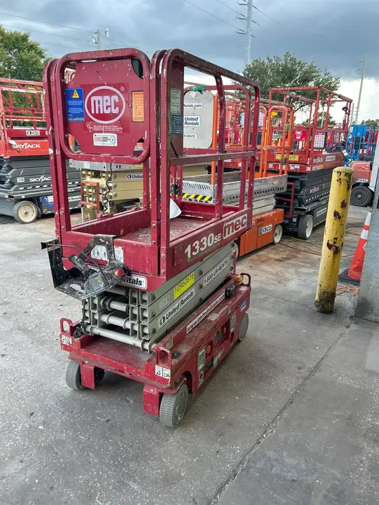 2019 MEC 1330SE Scissor Lift