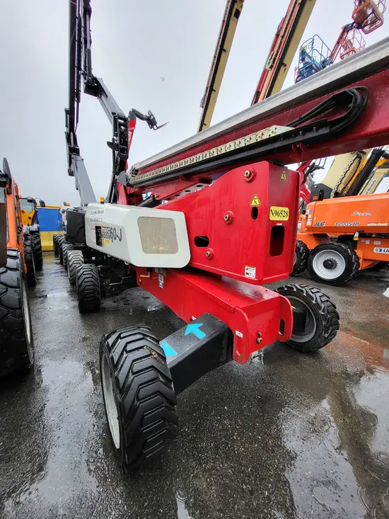 2016 MEC 60JD Boom Lift