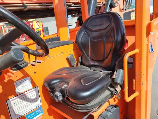 2018 SKYTRAK 6036 Forklift