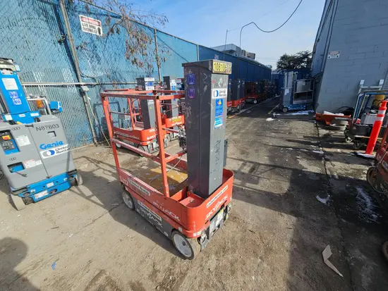 2018 Skyjack SJ12 Self-Propelled One-Person Lift