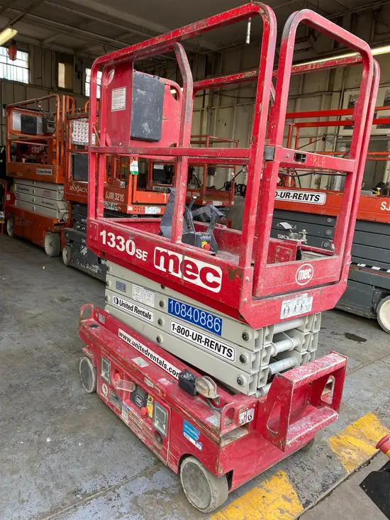 2018 MEC 1330SE Scissor Lift