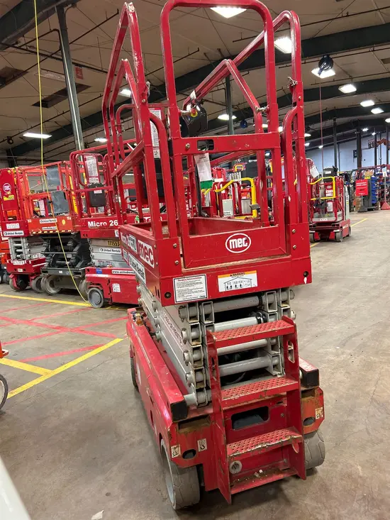 2019 MEC MICRO 26 Scissor Lift