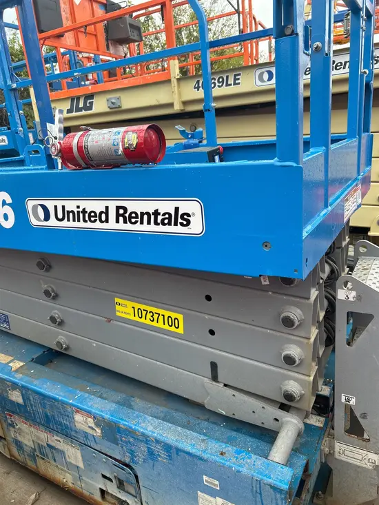 2018 Genie GS-3246 Scissor Lift