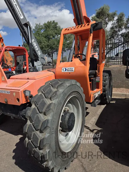 2019 SKYTRAK 8042 Forklift