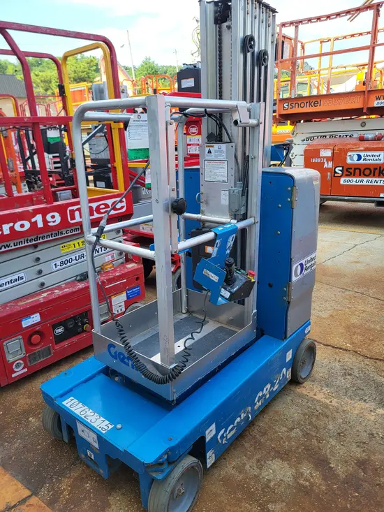 2018 Genie GR-20 Self-Propelled One-Person Lift